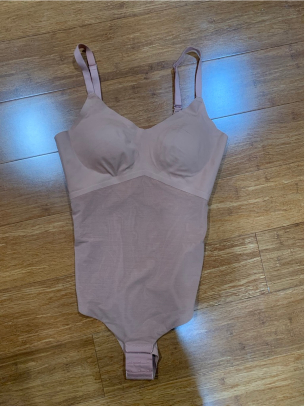 Women's HONEYLOVE Cami Shapewear Bodysuit M tan/beige
